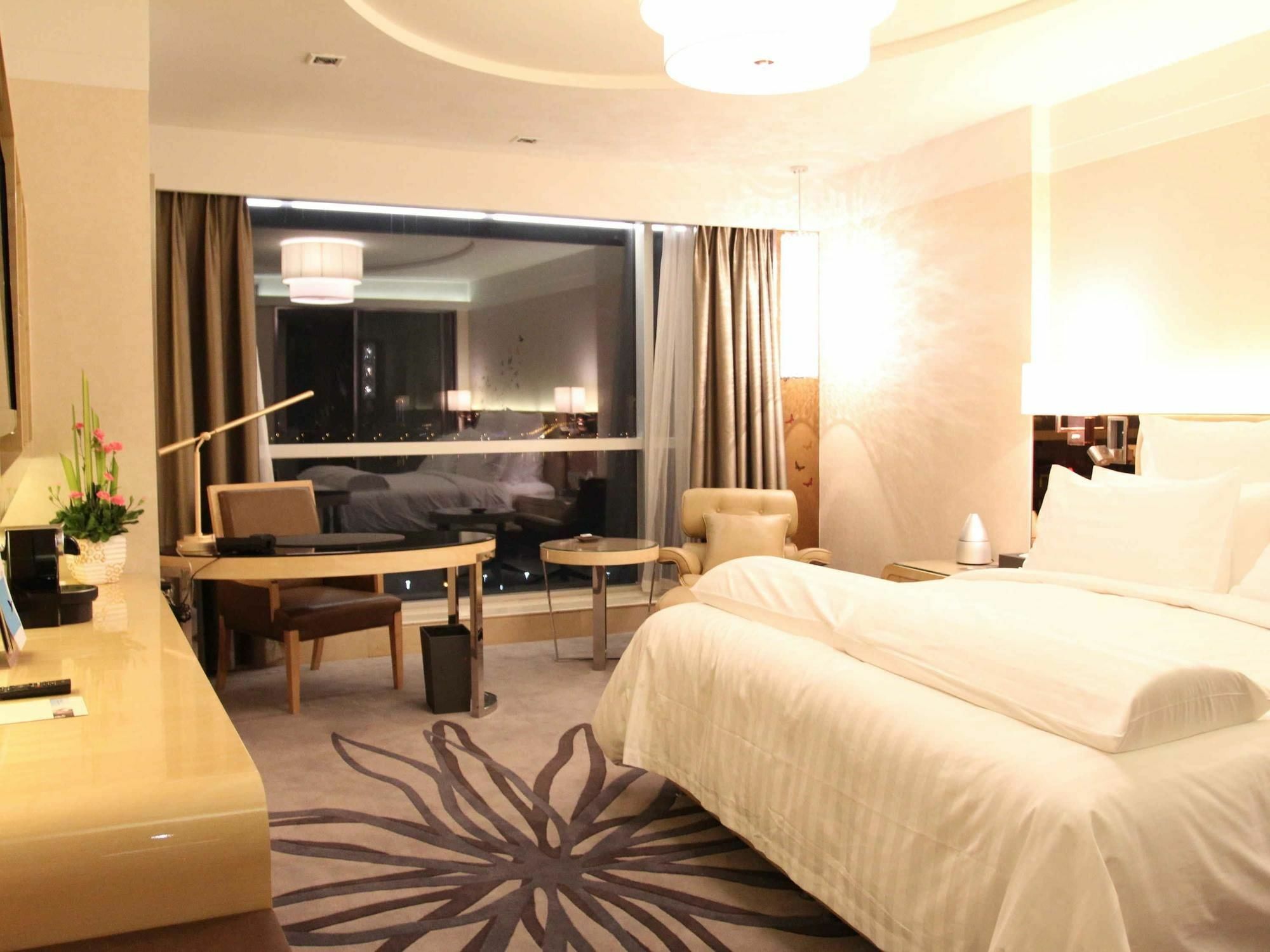 Pullman Linyi Lushang Exterior foto